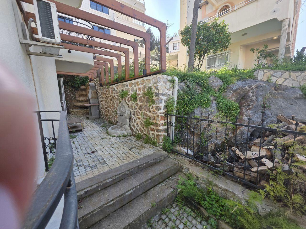Alanya Çarşi Mahallesin’de Özel Bahçeli Geniş 1+1 Satılık Daire - Görsel 18