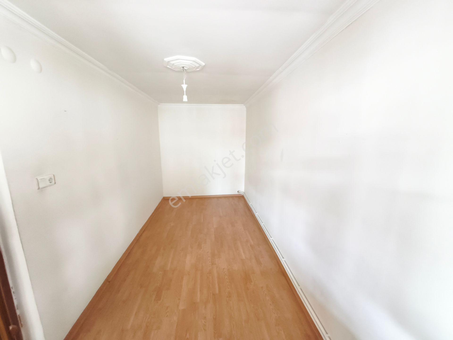 Sarnıç Hürriyet Mahallesi Kapalı Teraslı Geniş Kiralık 2+1 Daire - Görsel 10