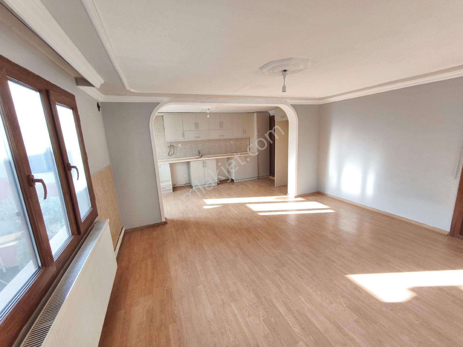 Sarnıç Hürriyet Mahallesi Kapalı Teraslı Geniş Kiralık 2+1 Daire - Görsel 34