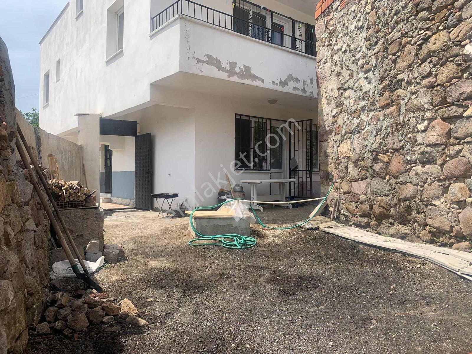 Ayvalık Küçükköy Merkezde Satılık Müstakilticari+konut - Görsel 32