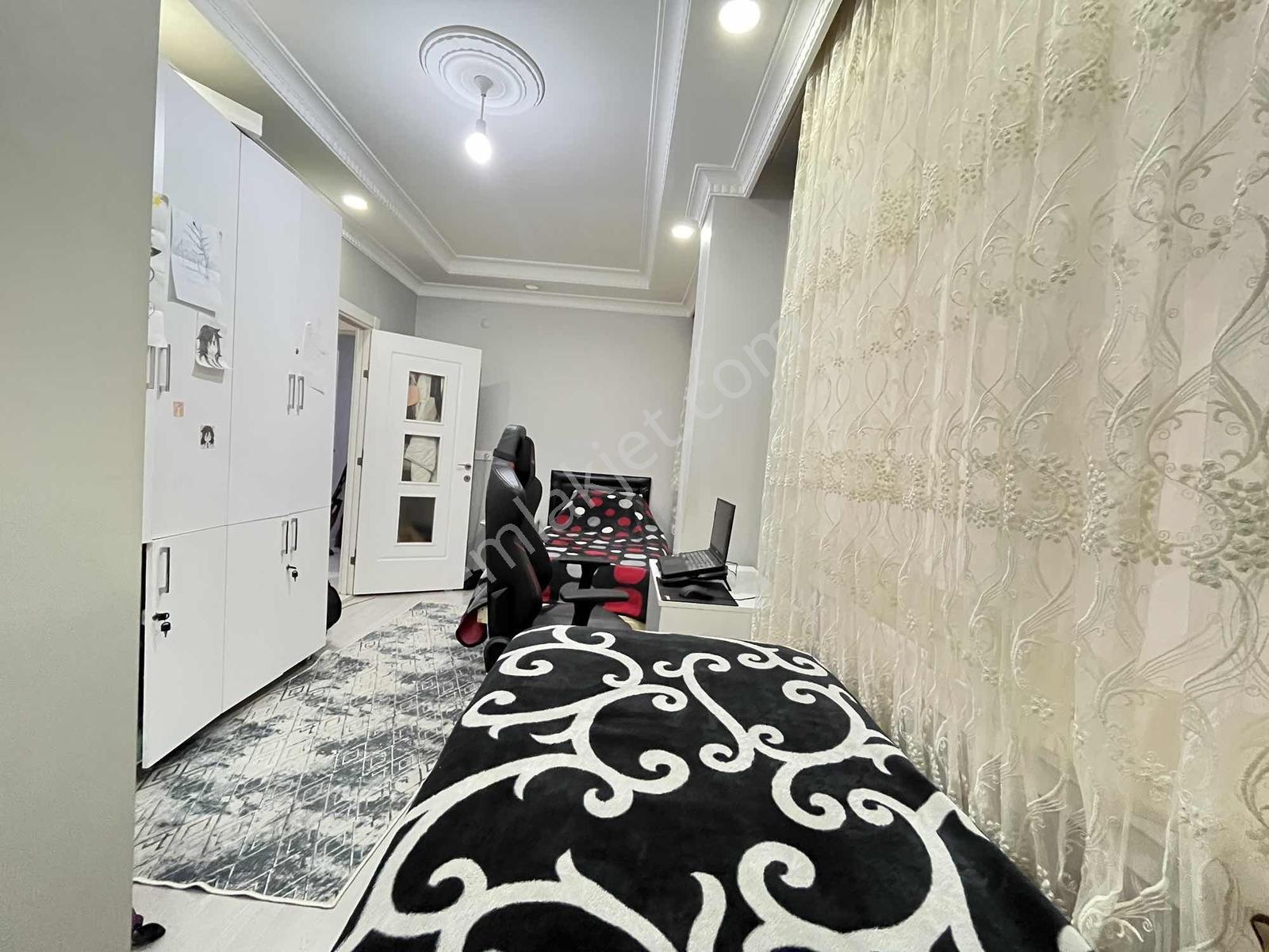 İmren Gayrimenkulden Satılık Fevzi Çakmak'ta 2+1 85 M2 Bahçe Kat - Görsel 30