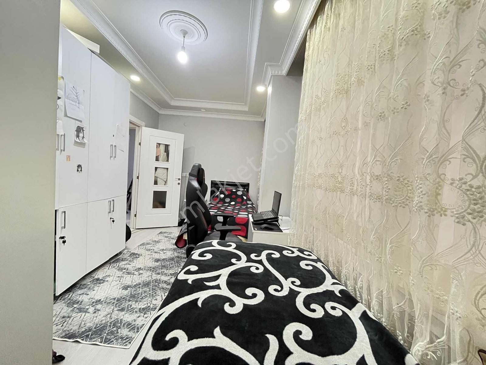 İmren Gayrimenkulden Satılık Fevzi Çakmak'ta 2+1 85 M2 Bahçe Kat - Görsel 35