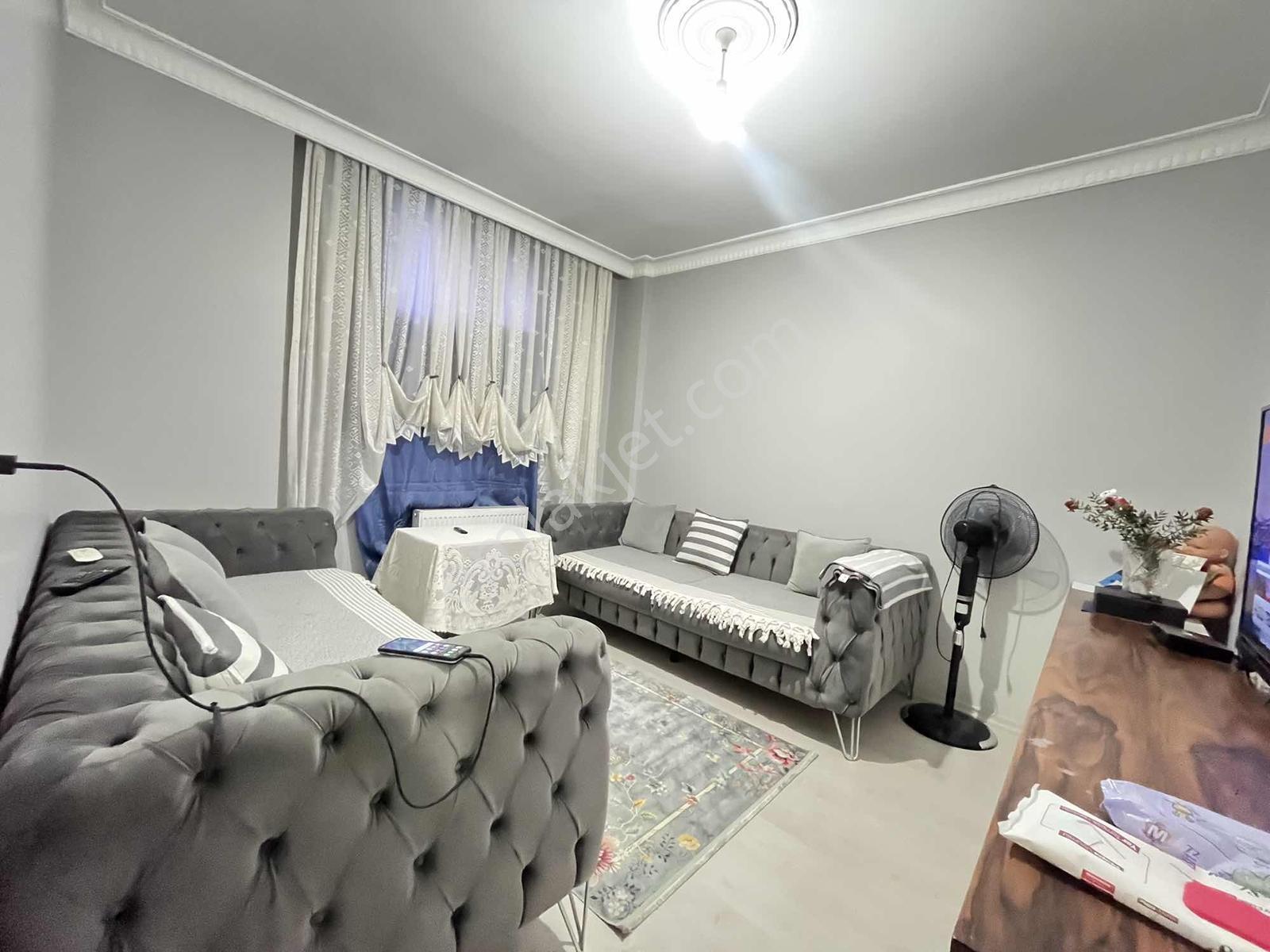 İmren Gayrimenkulden Satılık Fevzi Çakmak'ta 2+1 85 M2 Bahçe Kat - Görsel 2
