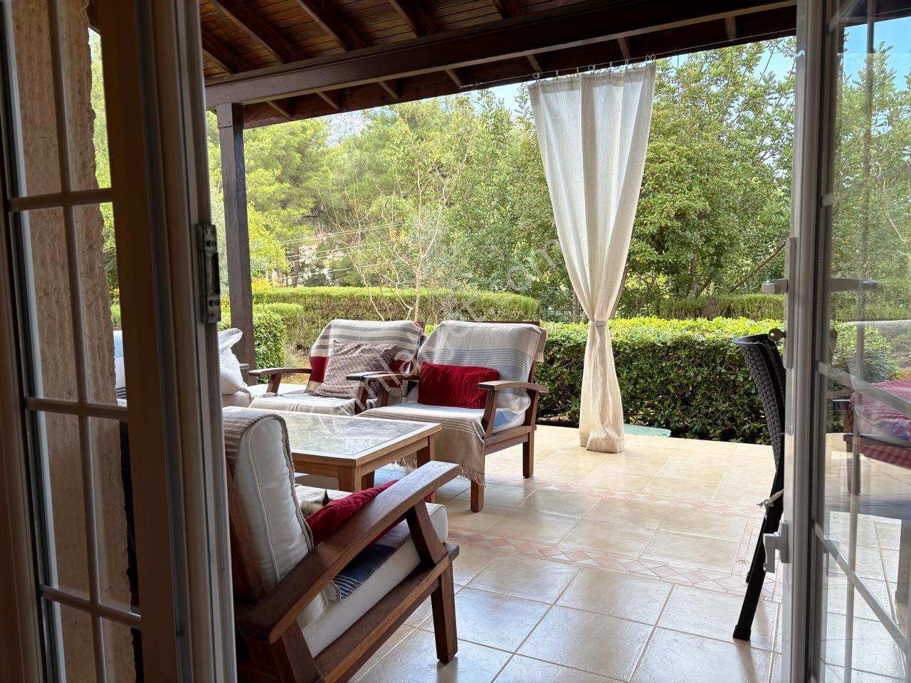Beycik'te Eşsiz Konumda Mobilyalı Kiralık Müstakil Villa - Görsel 11