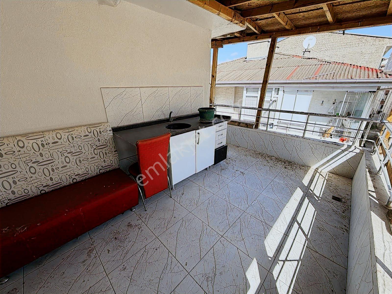 İstasyon Mahallesinde 5+1 Teraslı Satılık Daire - Görsel 19