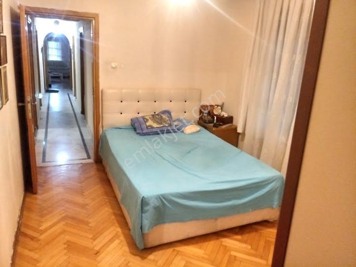 Yeşilköy Eski Havaalanı Cd. Üzeri Sitede Bahçe Çıkışlı 130m2 3+1 - Görsel 17