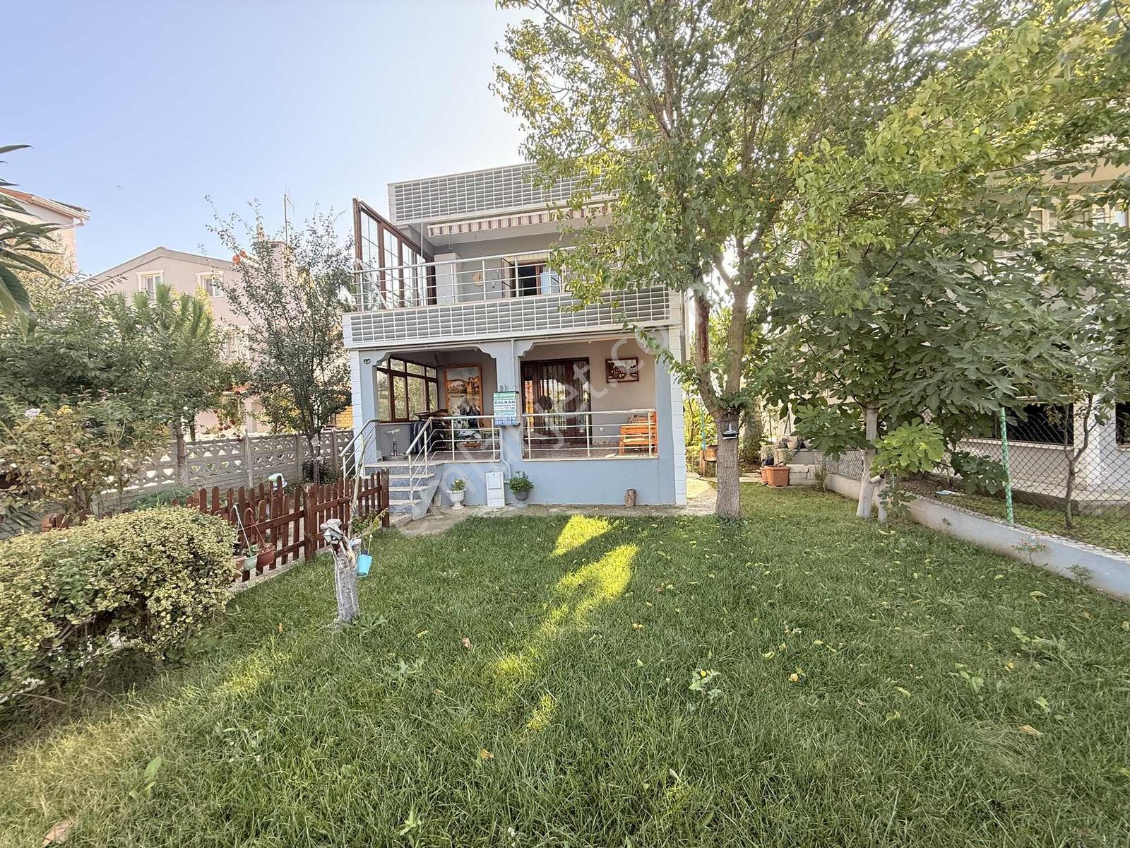 Gül Tatardan Yeniçiftlik'te 353m2 Arsa Üzerinde Tripleks Villa - Görsel 25