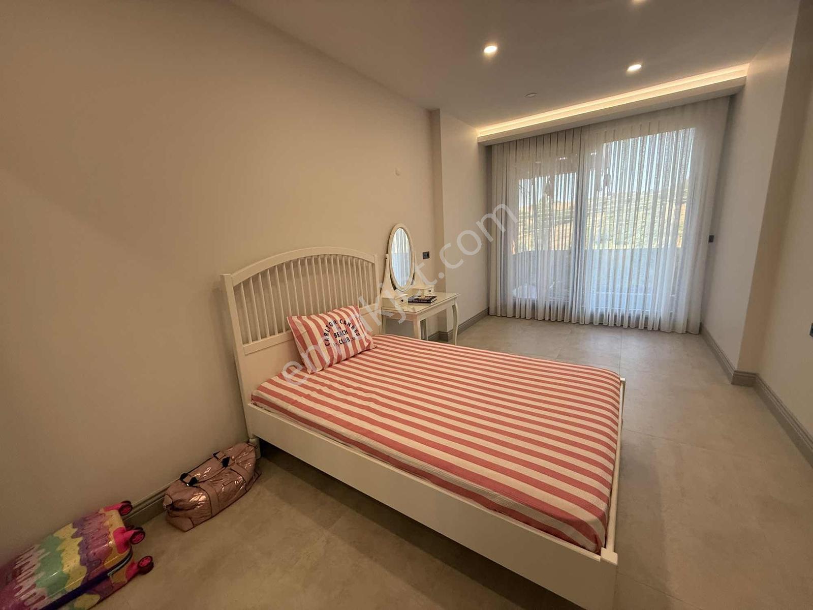 Gül Tatardan | Yalova Termal Akköyde Havuzlu Lüks Villa! - Görsel 34