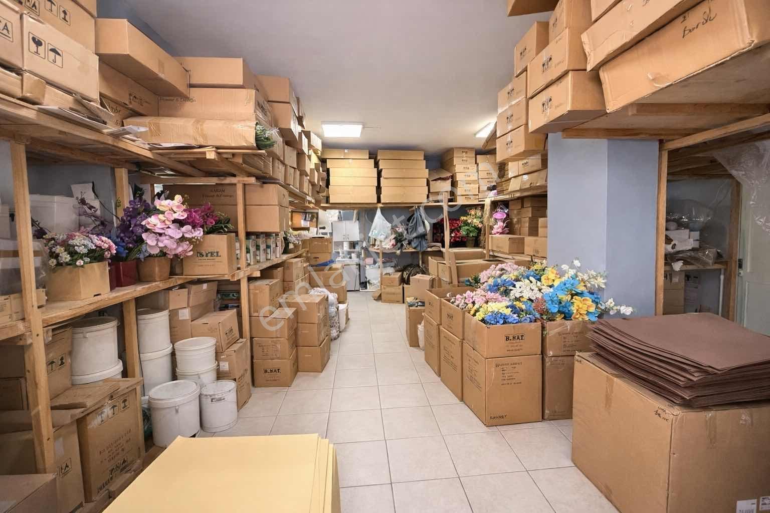 Gül Tatardan Pendik Yeni Mahallede Yatırımlık İşyeri