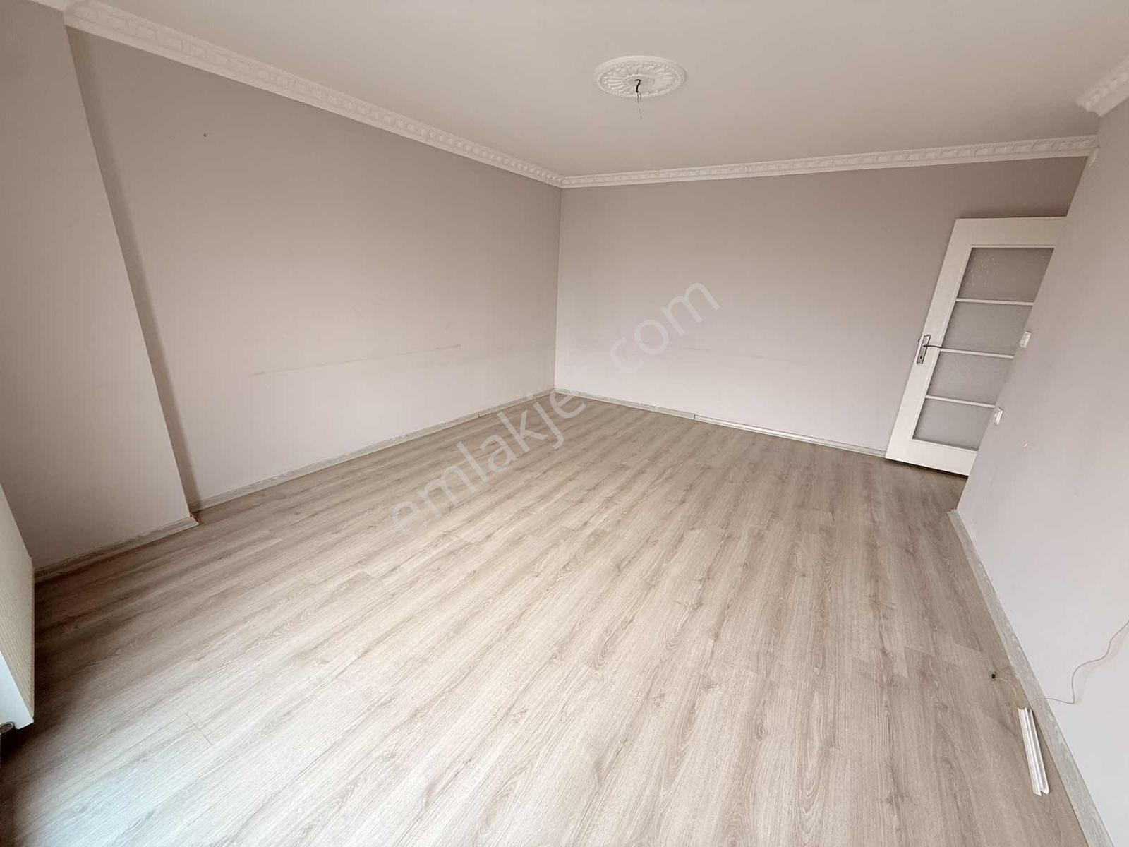 Gül Tatar'dan Kavakpınar'da Minibüs Caddesi Üzeri 3+1 Arakat - Görsel 19