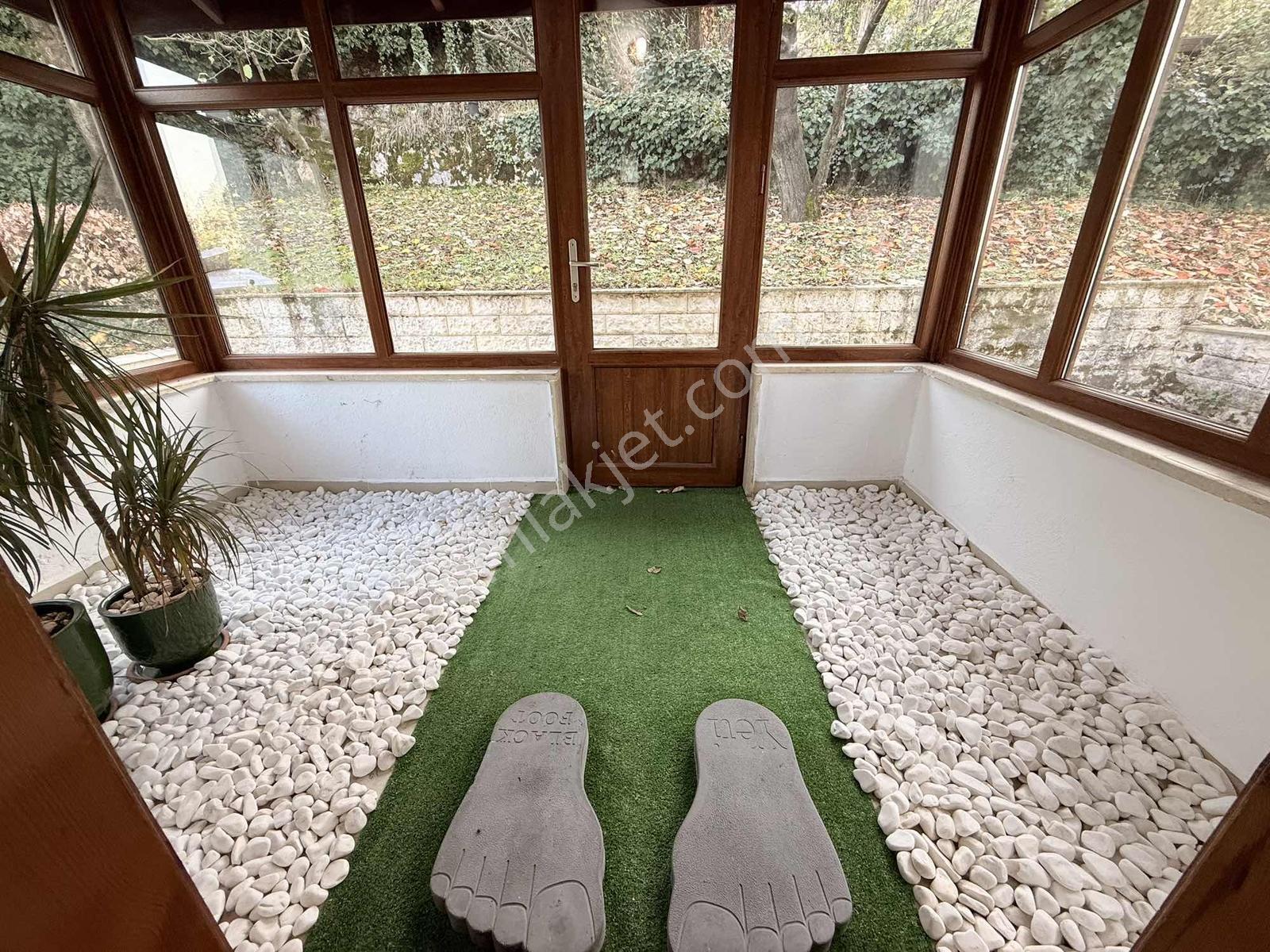 Gül Tatar'dan Maşukiyede Kiralık Villa - Görsel 15