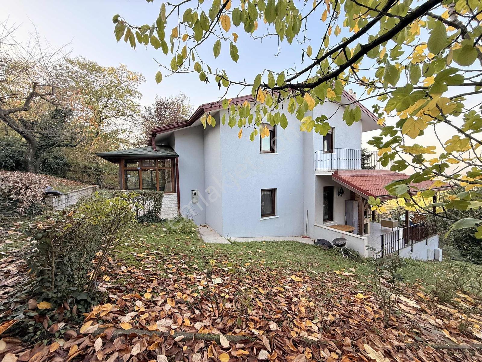 Gül Tatar'dan Maşukiyede Kiralık Villa - Görsel 14