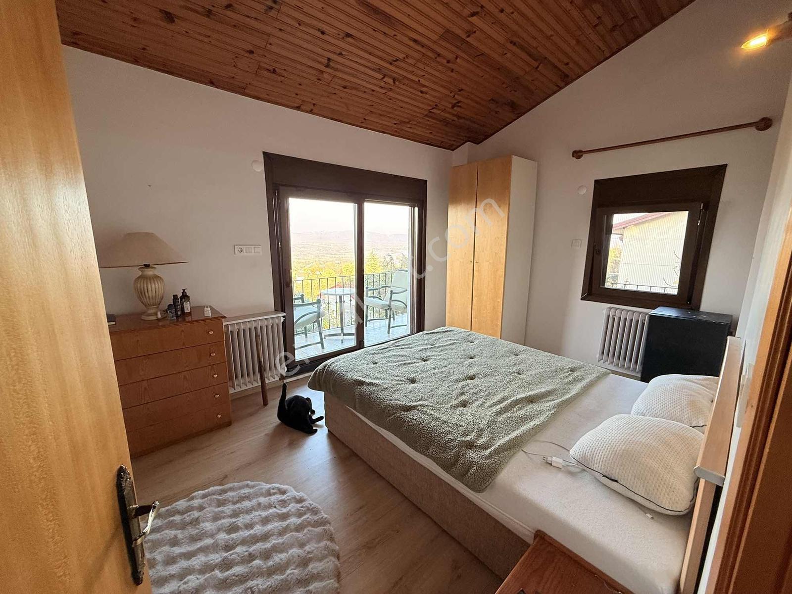 Gül Tatar'dan Maşukiyede Kiralık Villa - Görsel 34