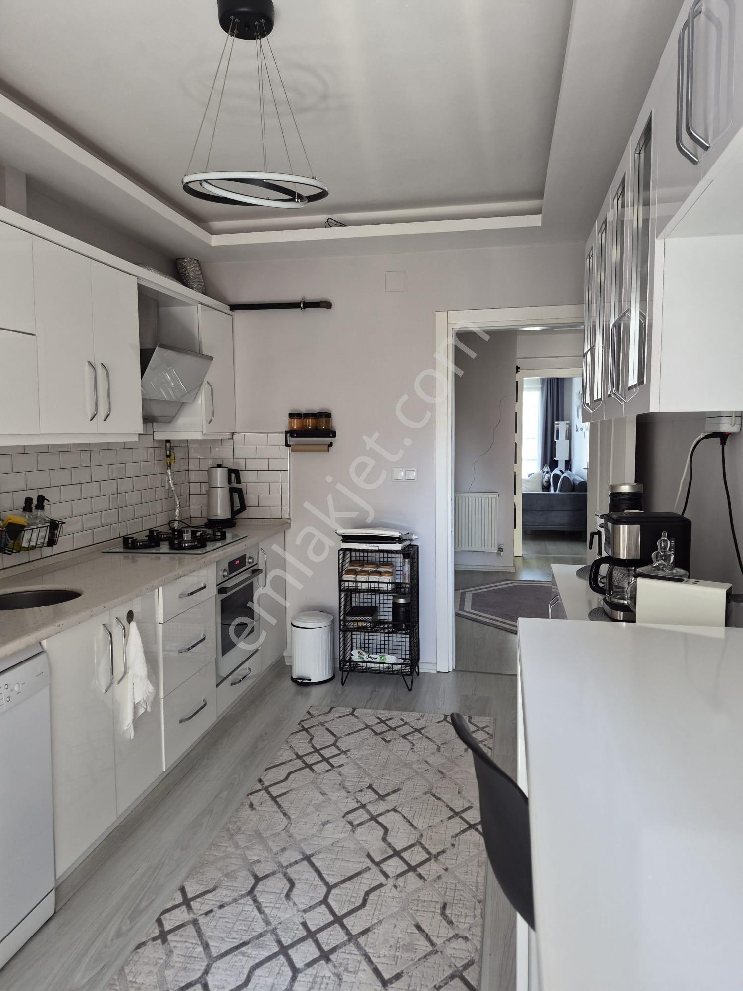 Akhisar Atatürk Mah. Geniş 2+1 Kiralık Daire - Görsel 11