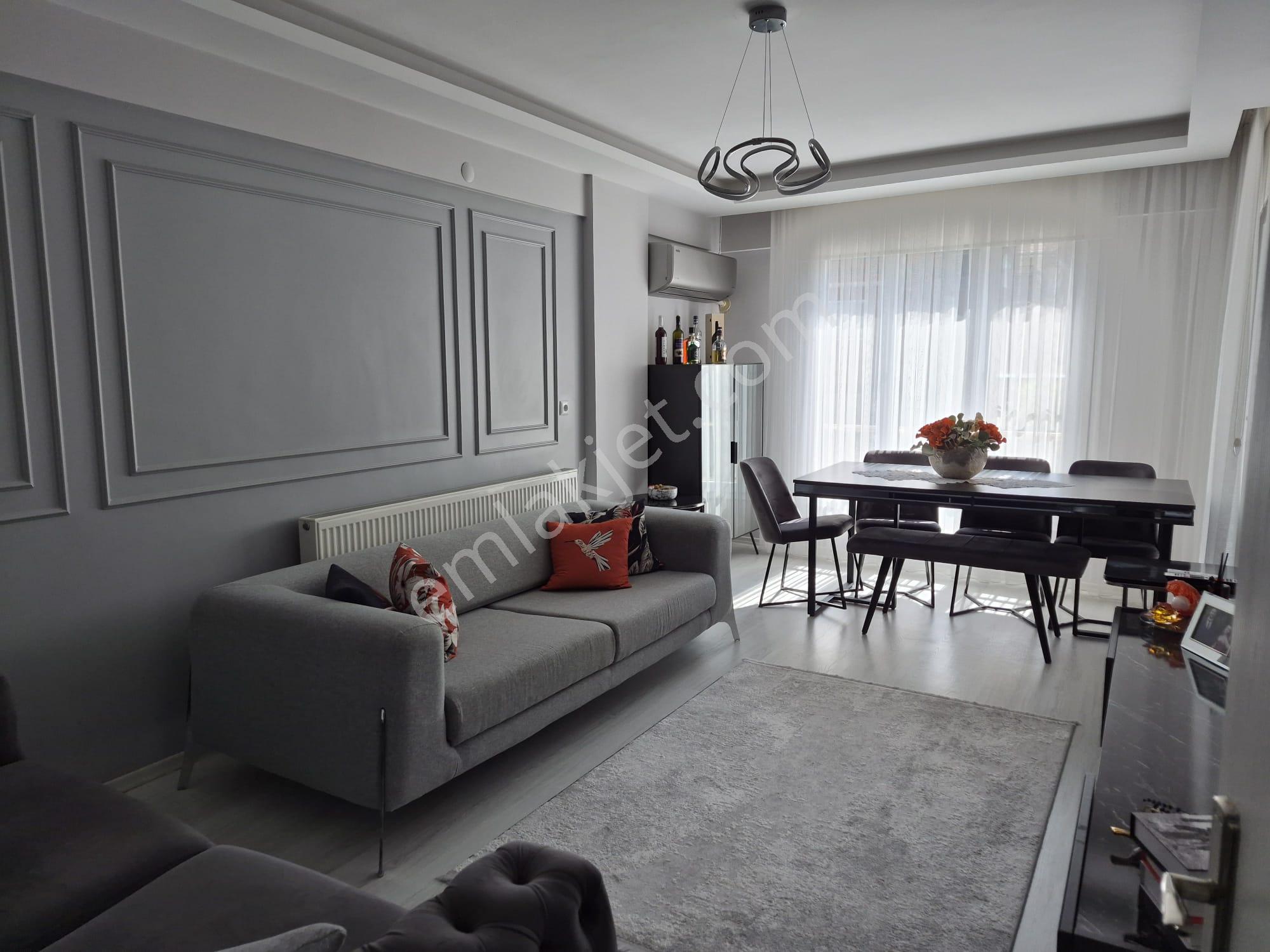 Akhisar Atatürk Mah. Geniş 2+1 Kiralık Daire
