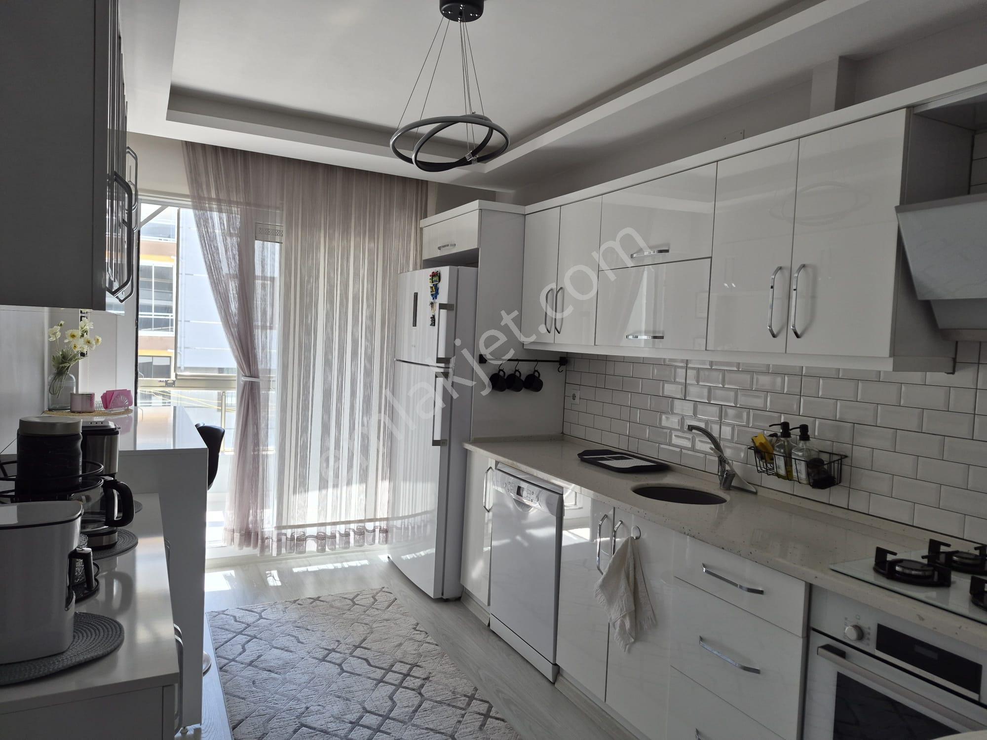 Akhisar Atatürk Mah. Geniş 2+1 Kiralık Daire - Görsel 8