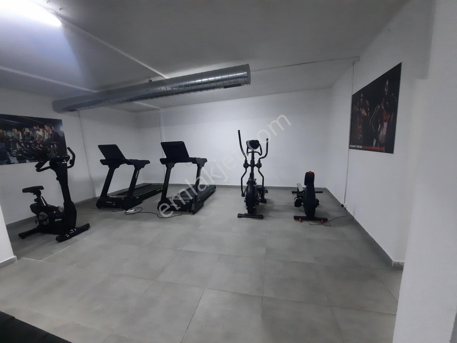 Monpark Sitesinde Arakat, Amerikan Mutfaklı 2+1 Satılık Daire - Görsel 9