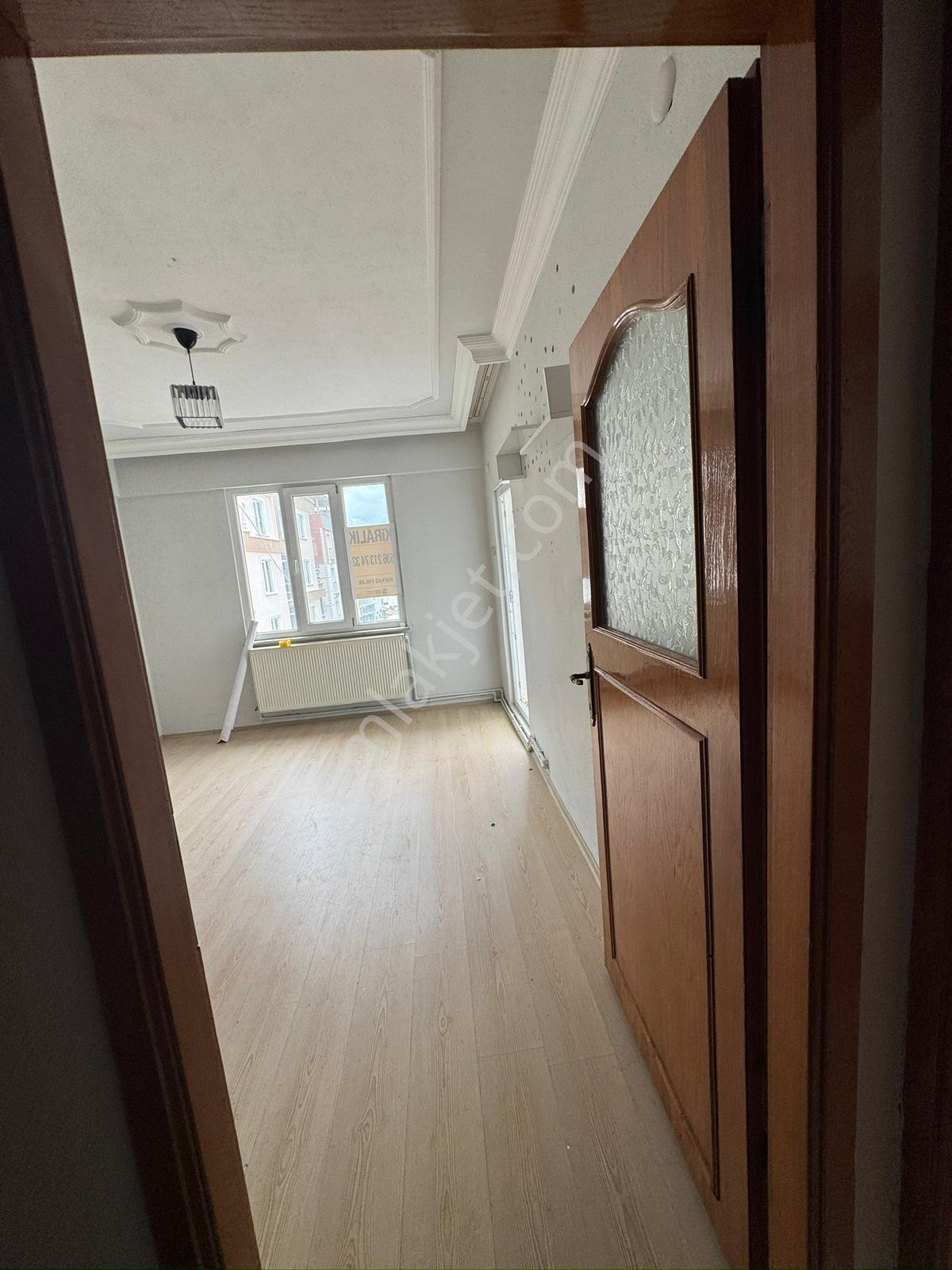 Kafkas Emlak'tan Yunus Emre Mahallesinde 2+1 Kiralık Daire - Görsel 15