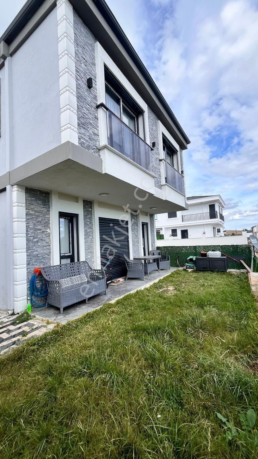 Acill Hisar Da Sıfır 3+1 Mustakil Giris Li Otaparklı Villa - Görsel 14