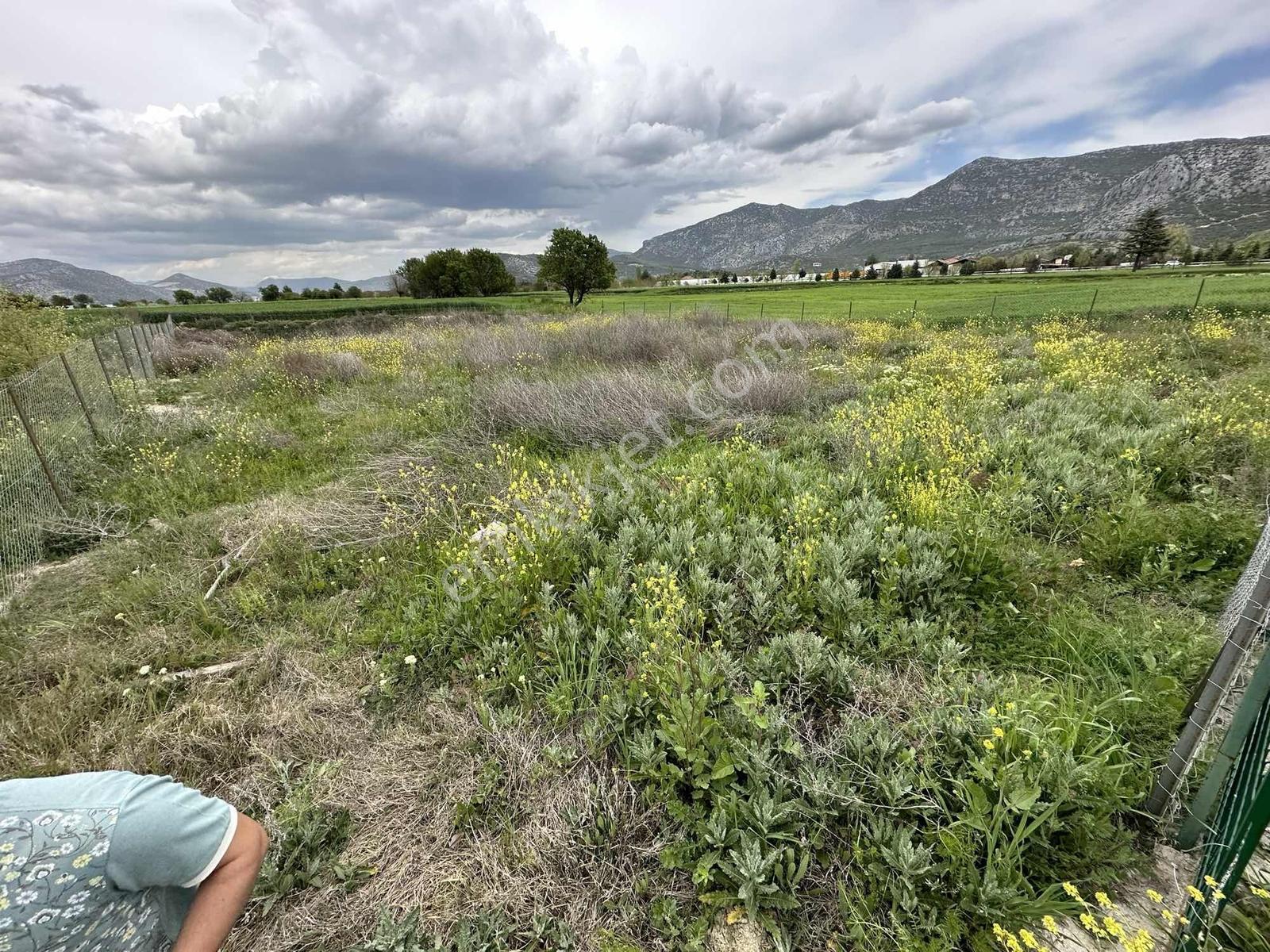Bucak Susuz'da Antalya'ya 65km 680m2 Tek Tapu Harika Arazi - Görsel 10