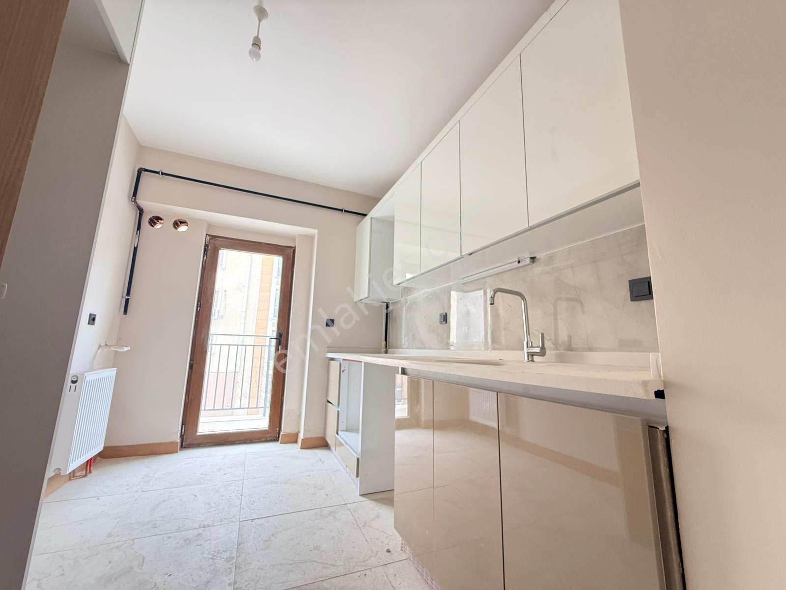 Kağıthane Merkez Mh. Toki Hizmet Sitesi 2+1 Satılık Daire - Görsel 25