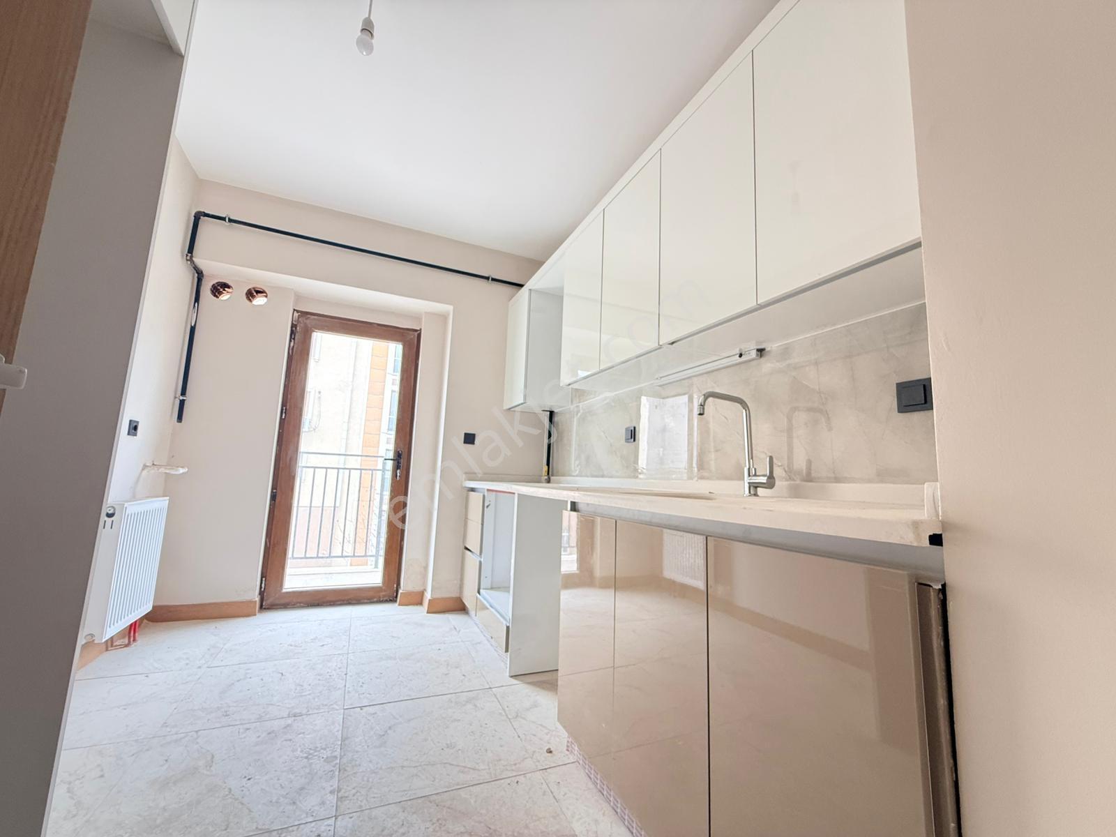 Kağıthane Merkez Mh. Toki Hizmet Sitesi 2+1 Satılık Daire - Görsel 27