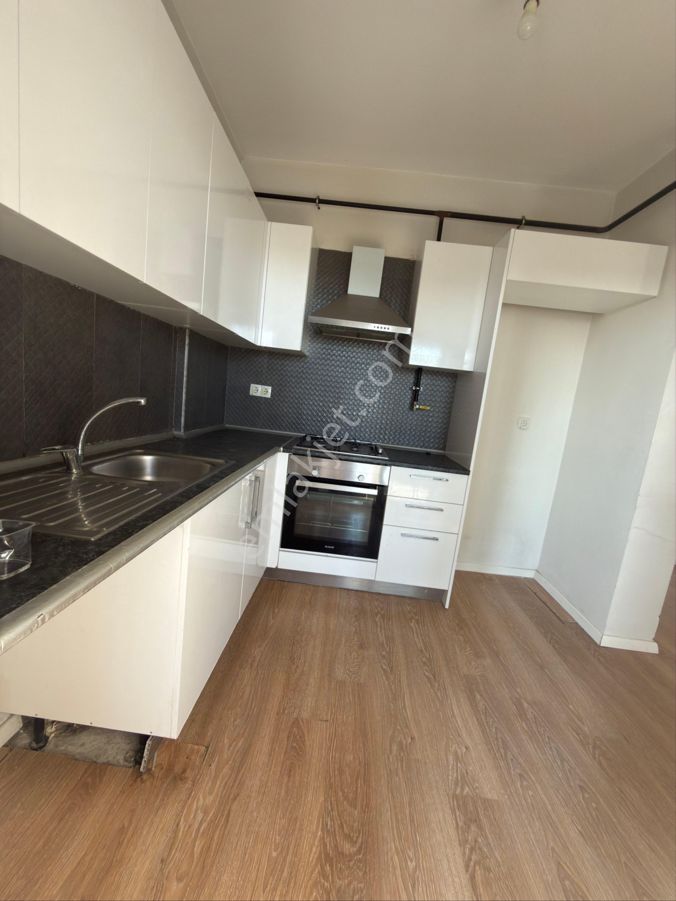 Yeşiloba’da 3 Cepheli Havuzlu Sitede Geniş 2+1 Kiralık Lüks Daire - Görsel 2