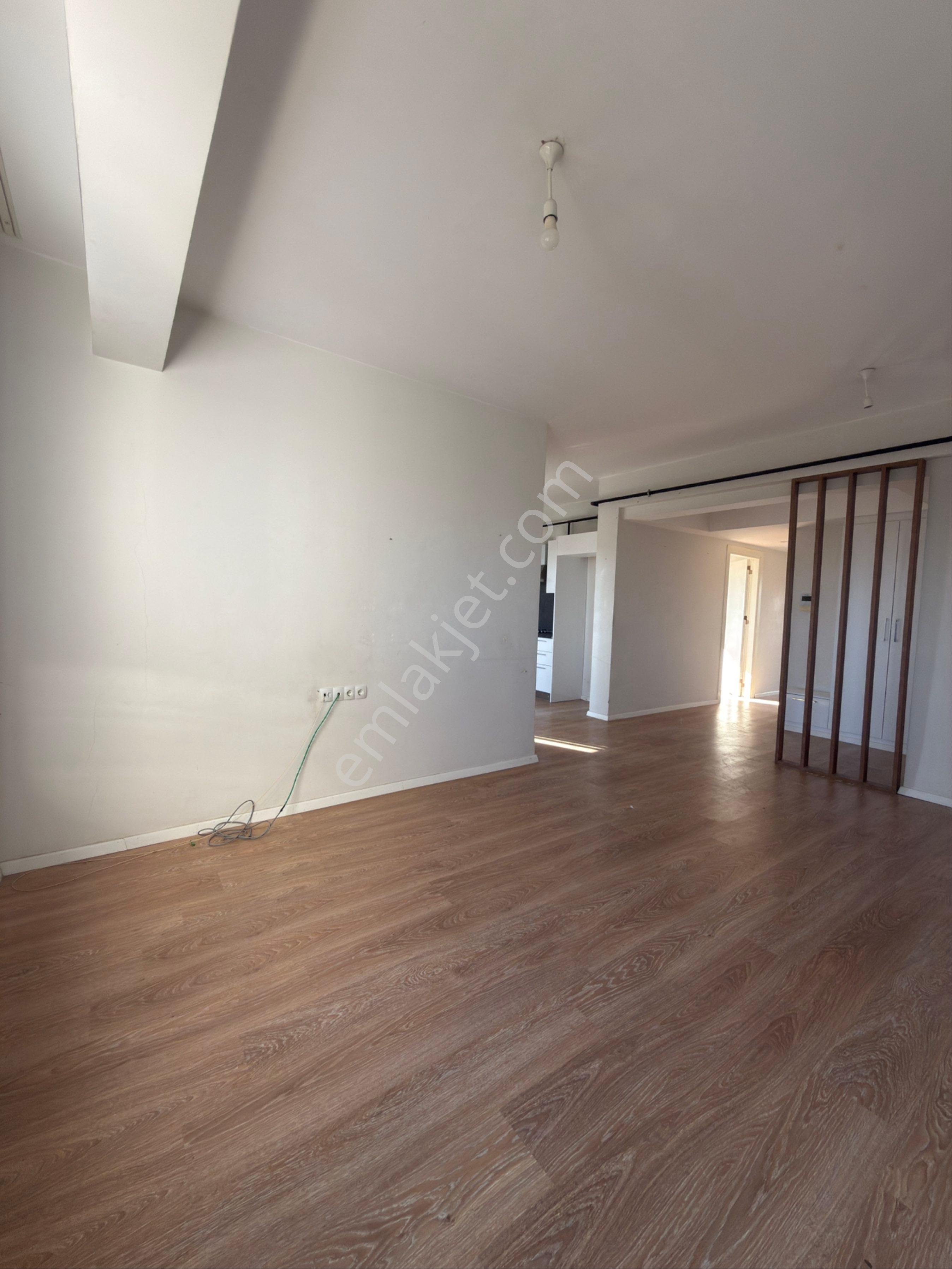 Yeşiloba’da 3 Cepheli Havuzlu Sitede Geniş 2+1 Kiralık Lüks Daire - Görsel 7