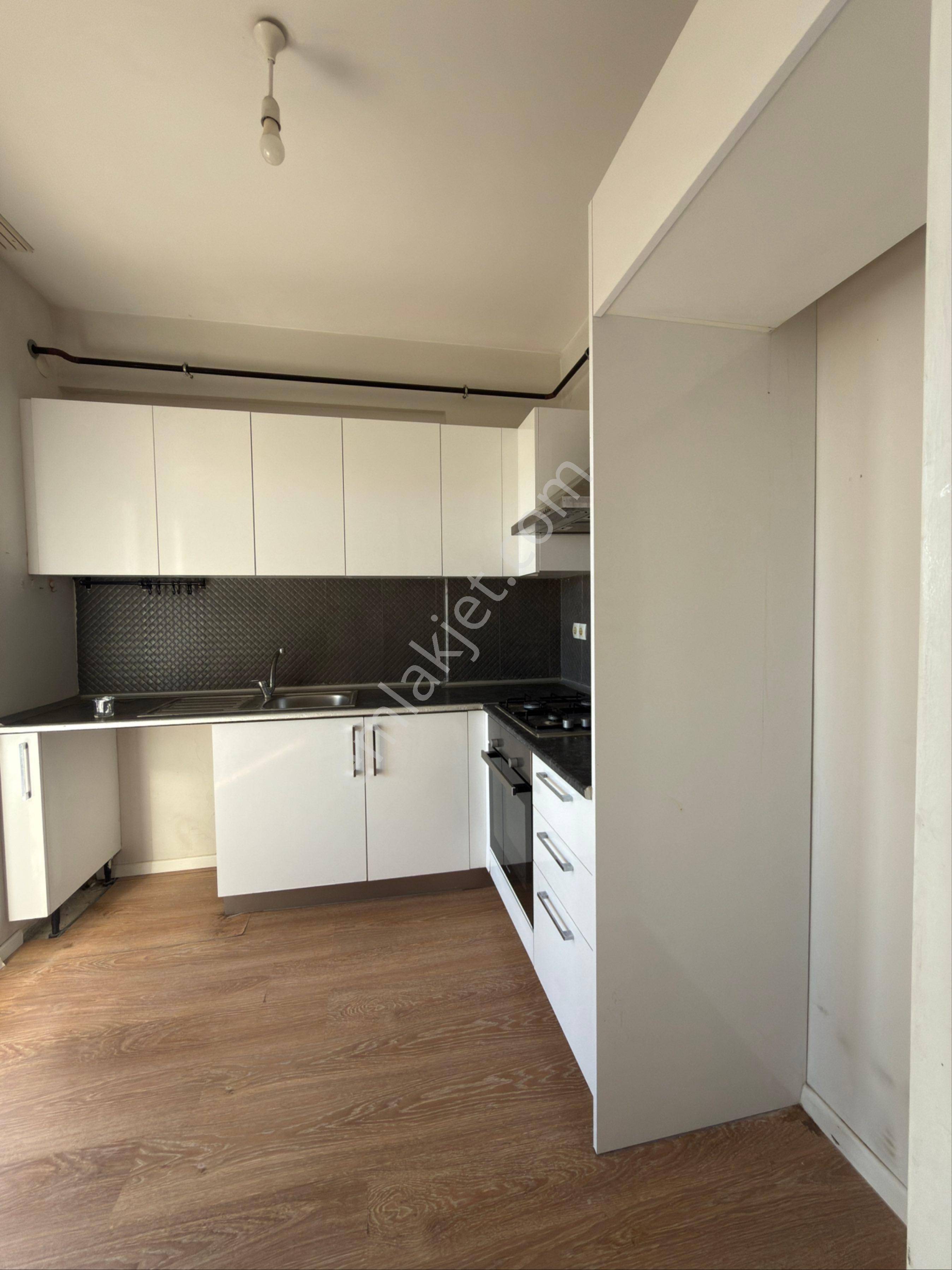 Yeşiloba’da 3 Cepheli Havuzlu Sitede Geniş 2+1 Kiralık Lüks Daire - Görsel 3