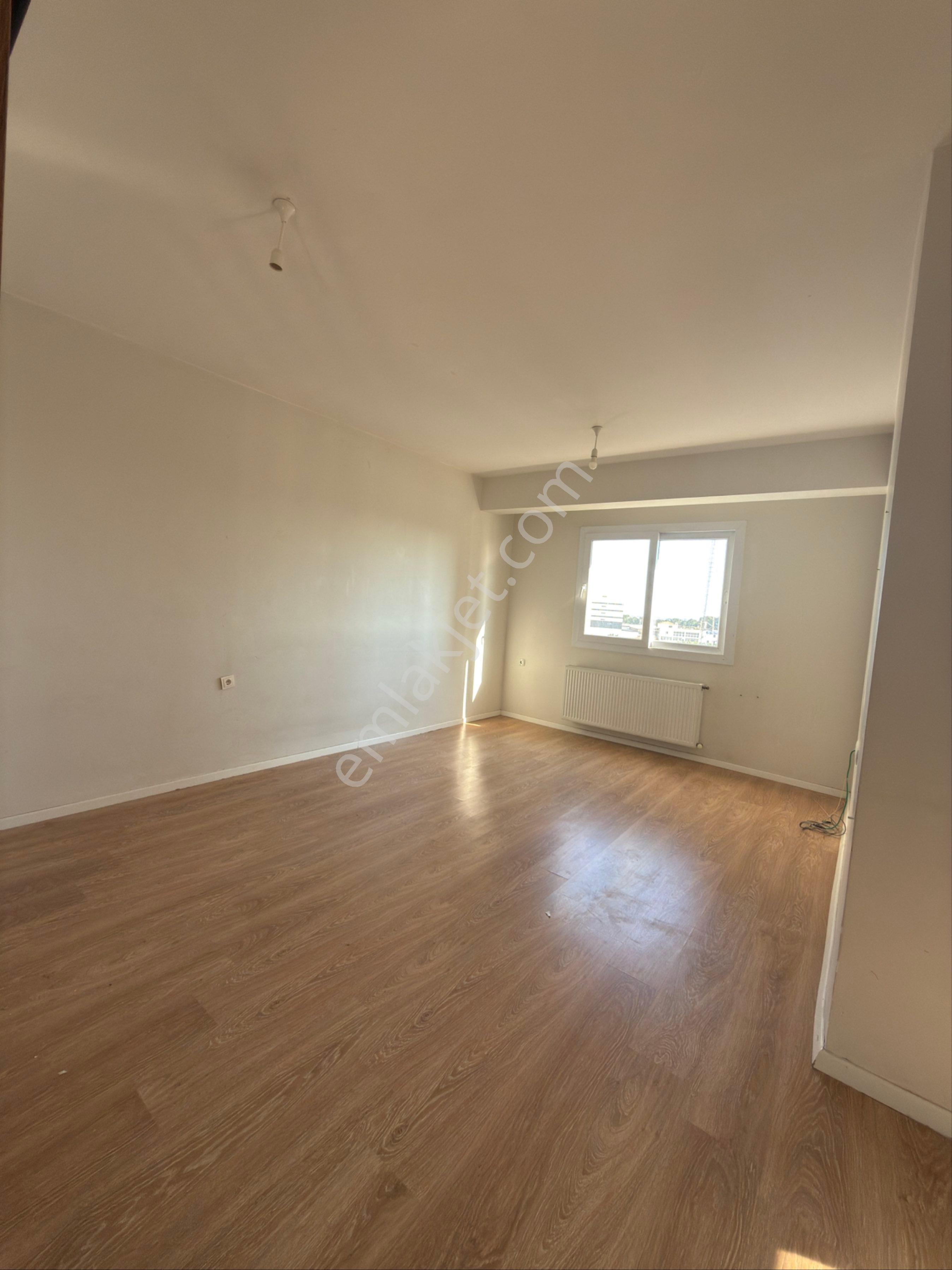 Yeşiloba’da 3 Cepheli Havuzlu Sitede Geniş 2+1 Kiralık Lüks Daire - Görsel 5