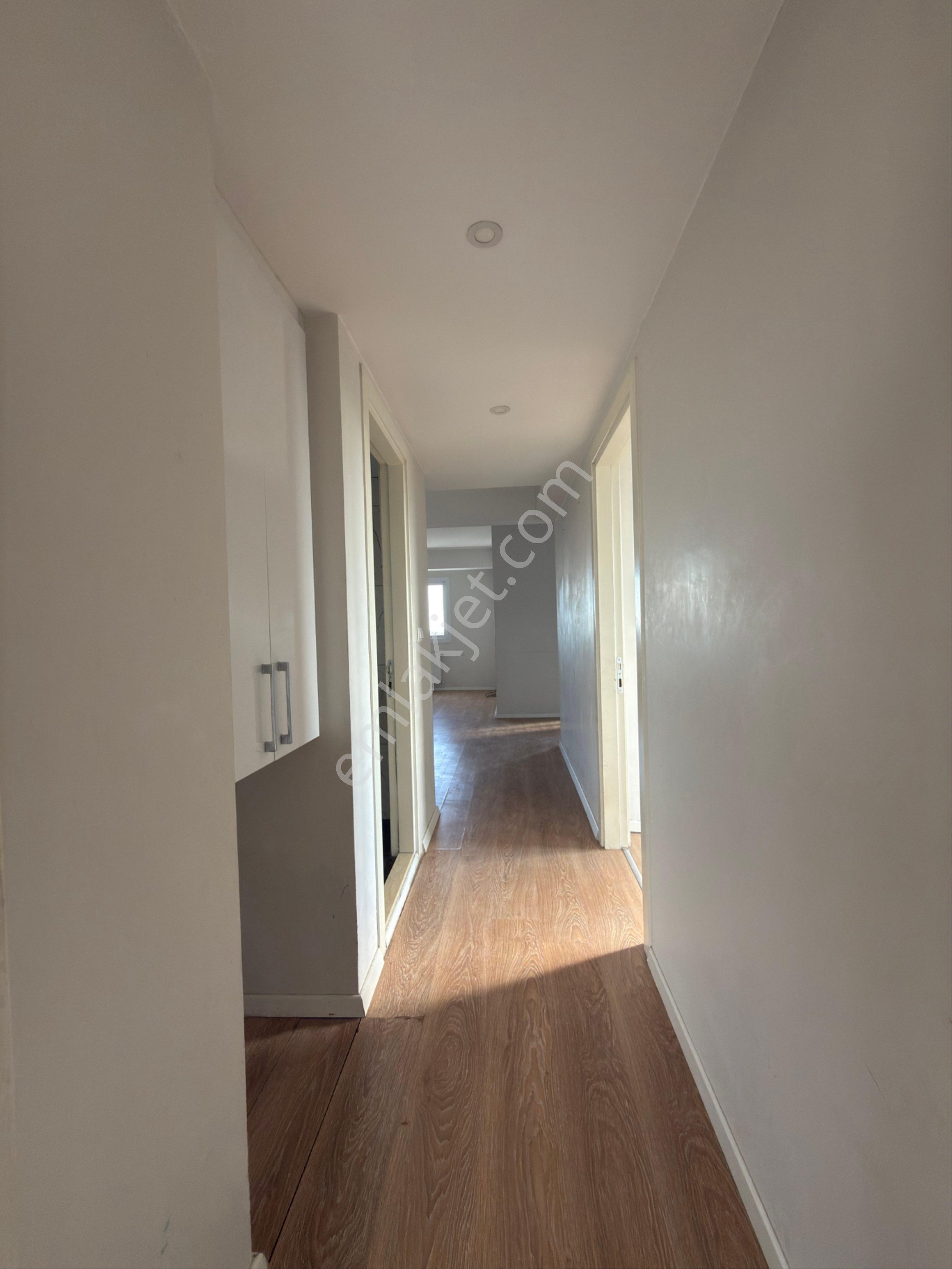 Yeşiloba’da 3 Cepheli Havuzlu Sitede Geniş 2+1 Kiralık Lüks Daire - Görsel 12