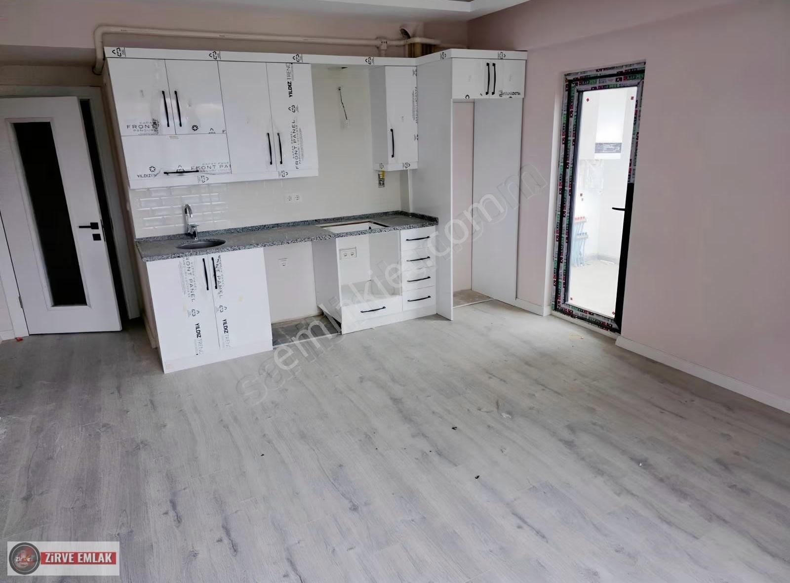 Cumhuriyet'te..antre+ Balkon..ankastreli..üniversite Yürüme..1+1 - Görsel 6
