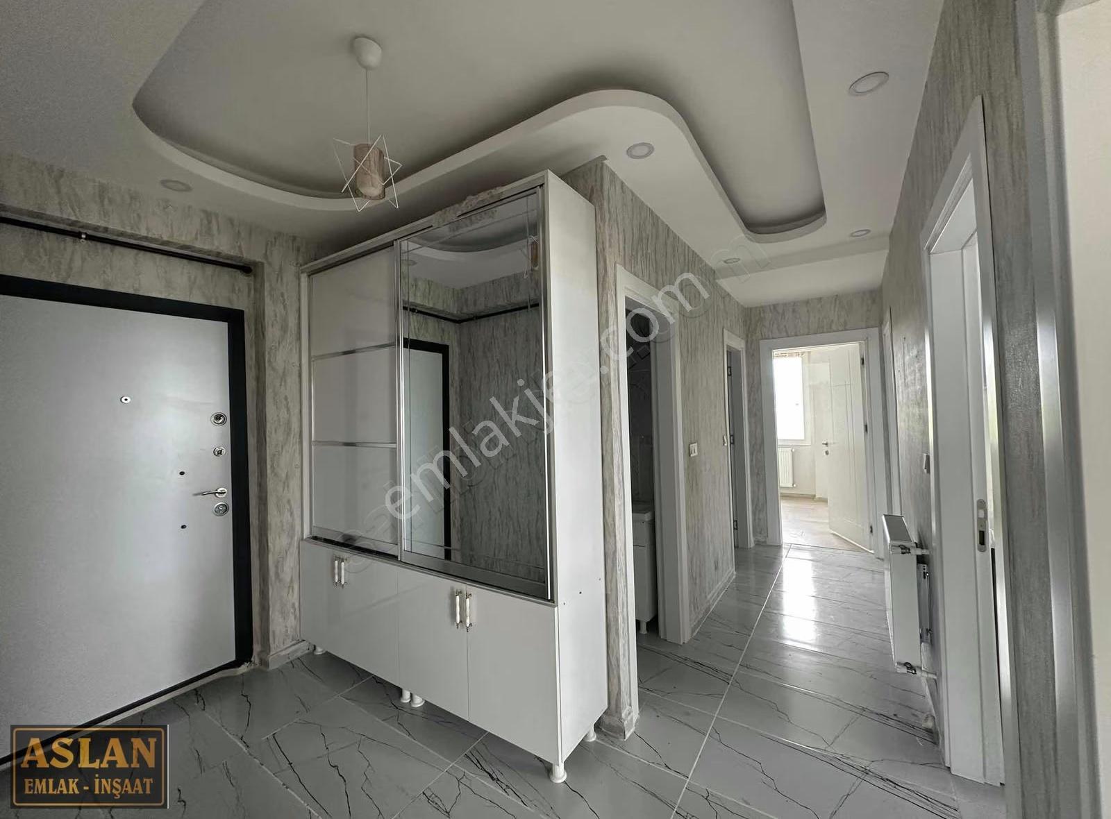 Salih Aslandan Acill Batıkent 4 Oda Önü Açık Full Yapılı Daire - Görsel 3