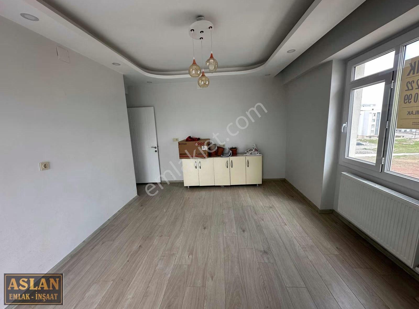 Salih Aslandan Acill Batıkent 4 Oda Önü Açık Full Yapılı Daire - Görsel 21