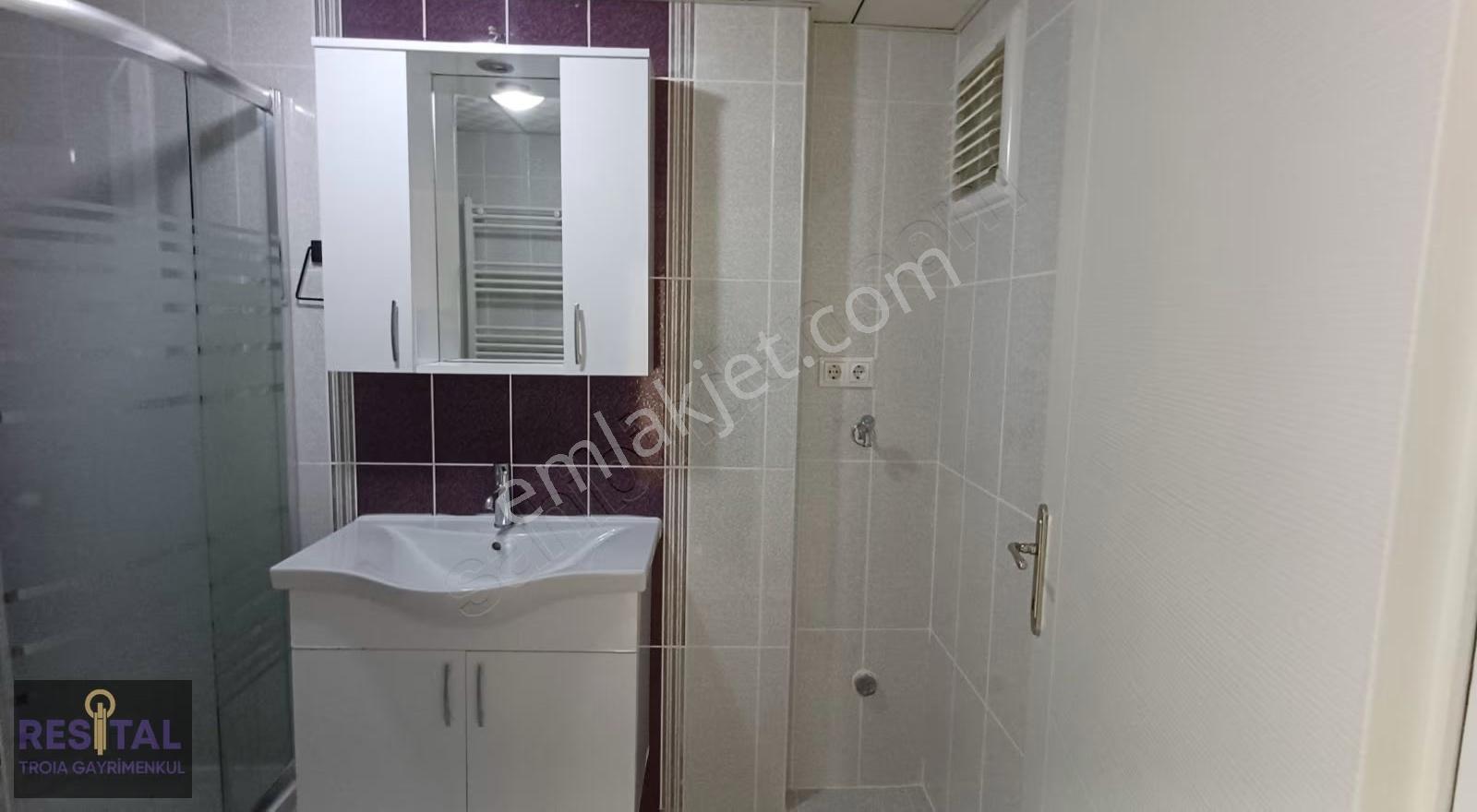 Çanakkale Barbaros Mah Şehrin Göbeğinde 3+1 120 M2 Satılık - Görsel 8