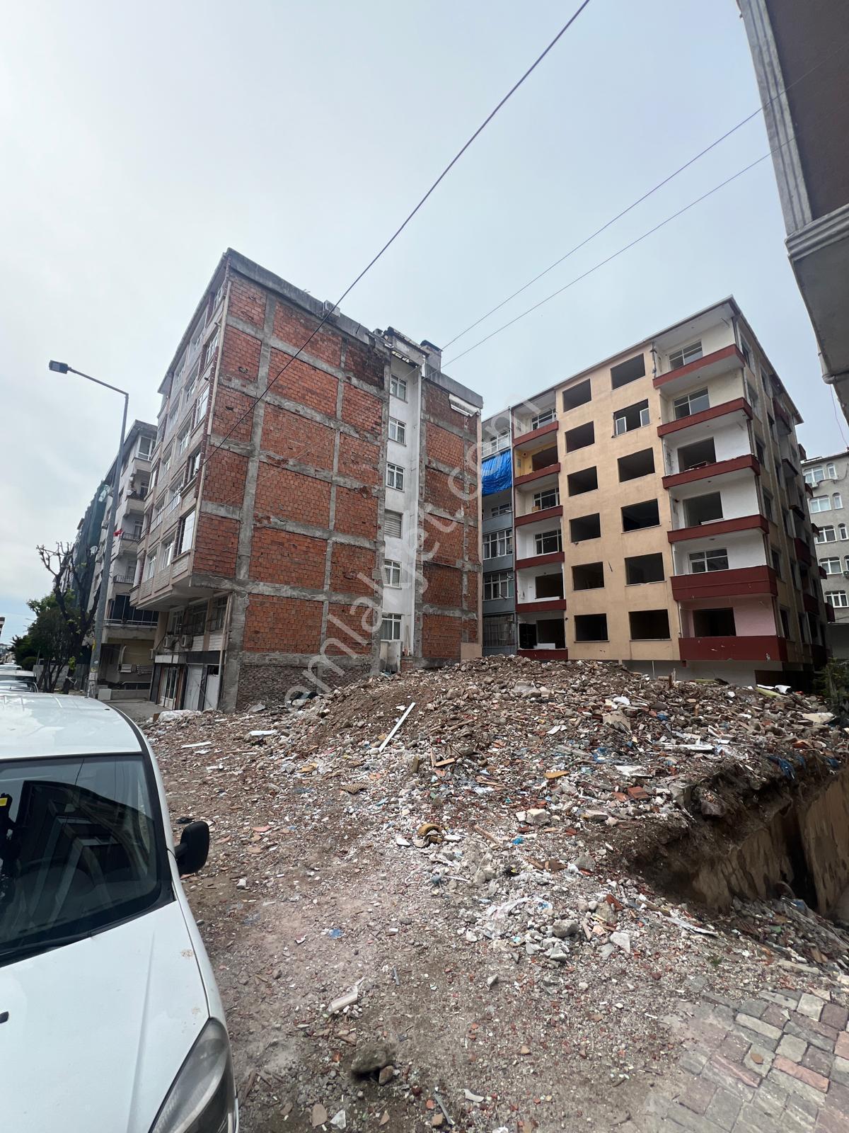 B.evler Çamlık Caddesine Yakın Kentsele Girmiş 2+1 Ara Kat Daire