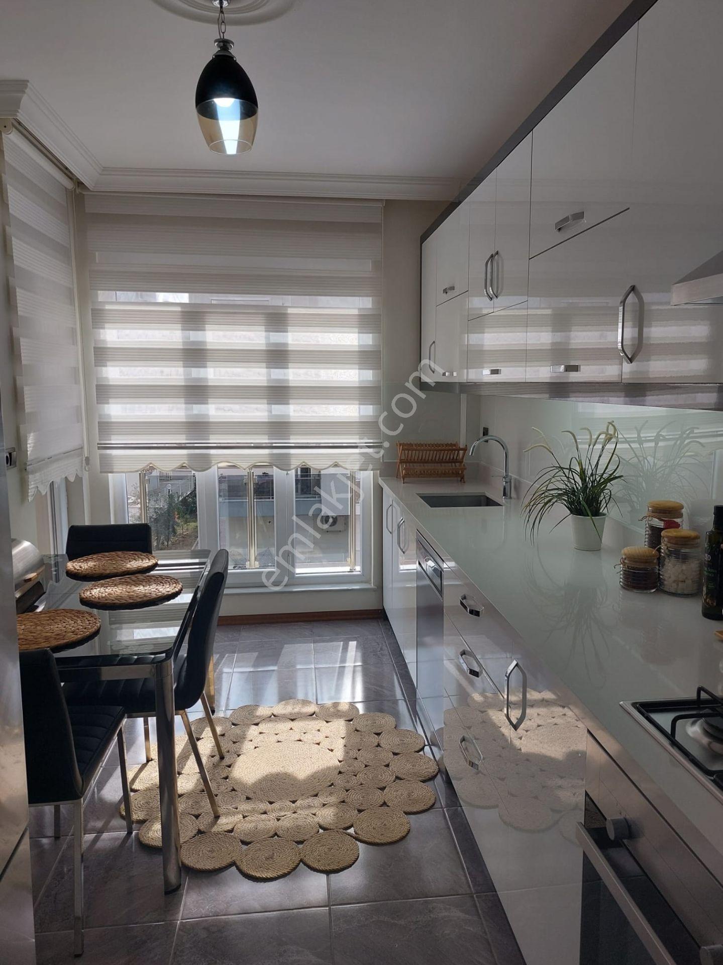 Güney Cephe, Mantolamalı, Doğalgaz Kombili Lüks Daire - Görsel 32