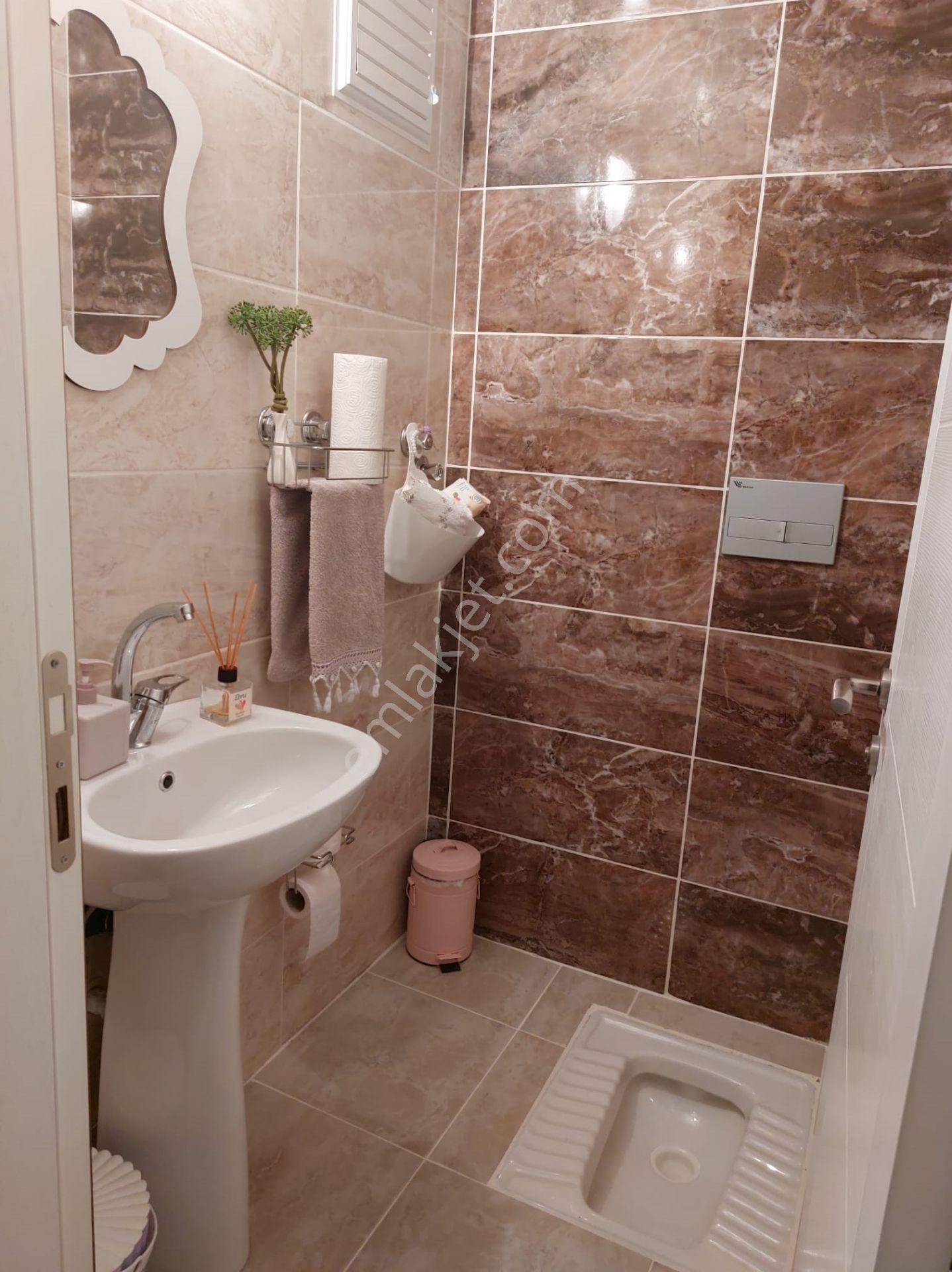 Güney Cephe, Mantolamalı, Doğalgaz Kombili Lüks Daire - Görsel 24