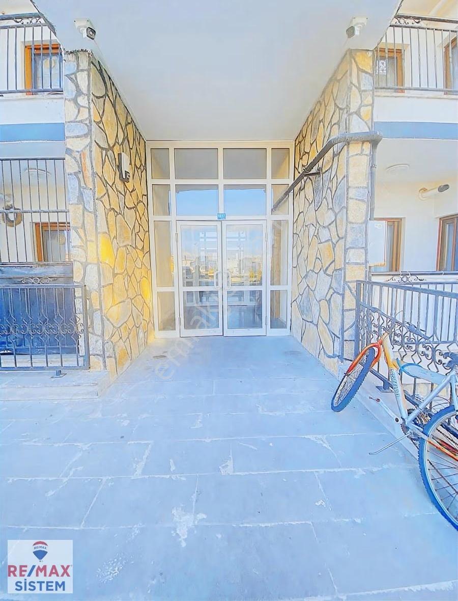 *afyon Çetinkaya Toki 3+1 Site Alanı İçerisin De Kiralık Daire* - Görsel 2