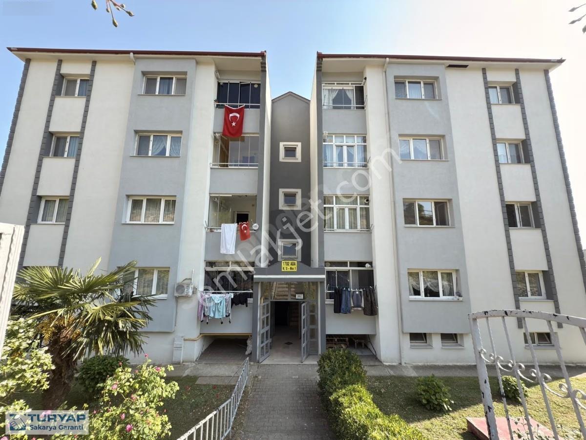 Korucukta Kiralık 3+1 Ara Kat Bakımlı Geniş Daire - Görsel 12