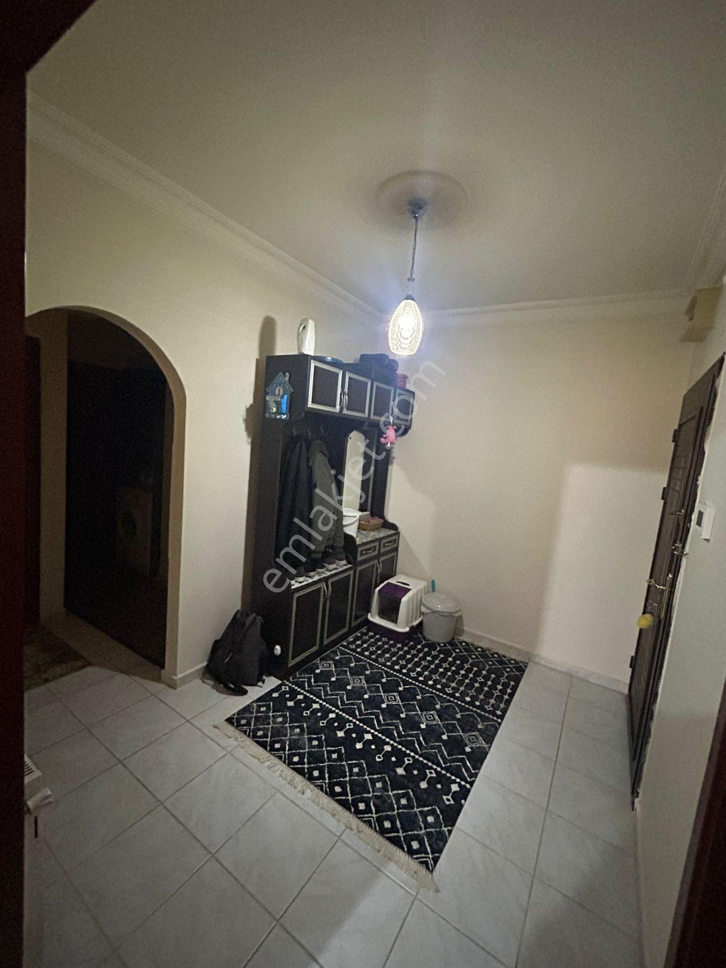 Satılık*osmangazi*aşıkpaşa Caddesin De*katta*geniş*yapılı*daire* - Görsel 3