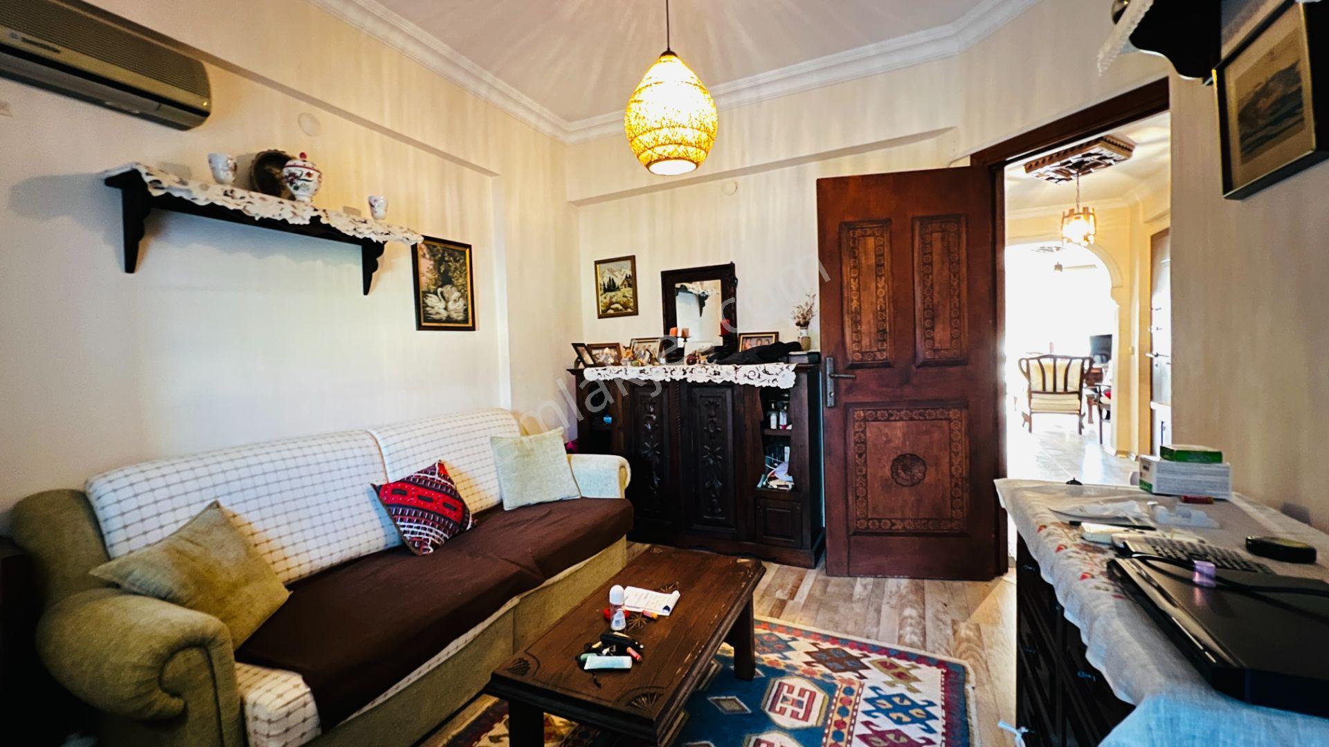 Kemer Merkezde Denize 1 Dakika Mesafede Satılık Eşyalı Daire - Görsel 14