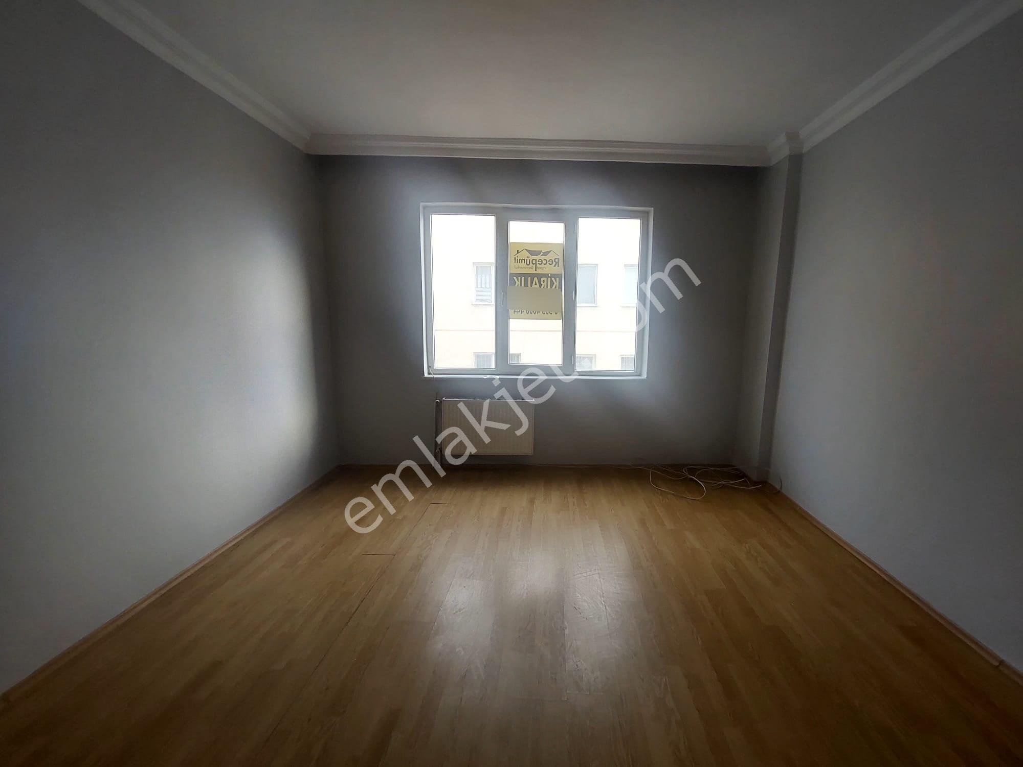 Recep Ümit'ten Gazi Yakup Satar Caddesi Üzerinde Büyük Park Karşısı Kiralık 3+1 Asansörlü Daire - Görsel 20