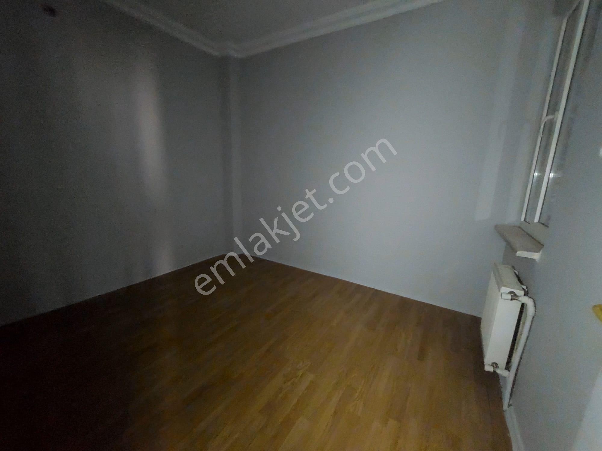 Recep Ümit'ten Gazi Yakup Satar Caddesi Üzerinde Büyük Park Karşısı Kiralık 3+1 Asansörlü Daire - Görsel 18