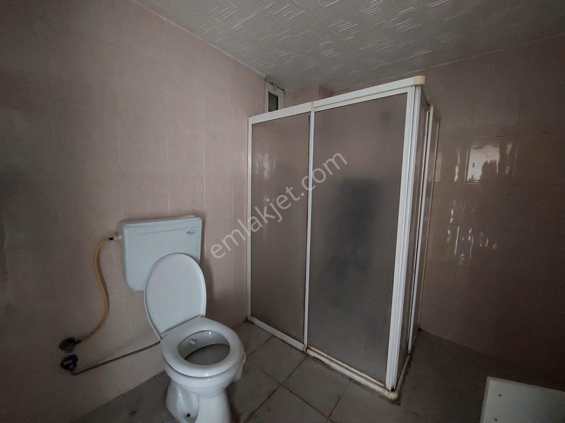 Recep Ümit'ten Gazi Yakup Satar Caddesi Üzerinde Büyük Park Karşısı Kiralık 3+1 Asansörlü Daire - Görsel 22