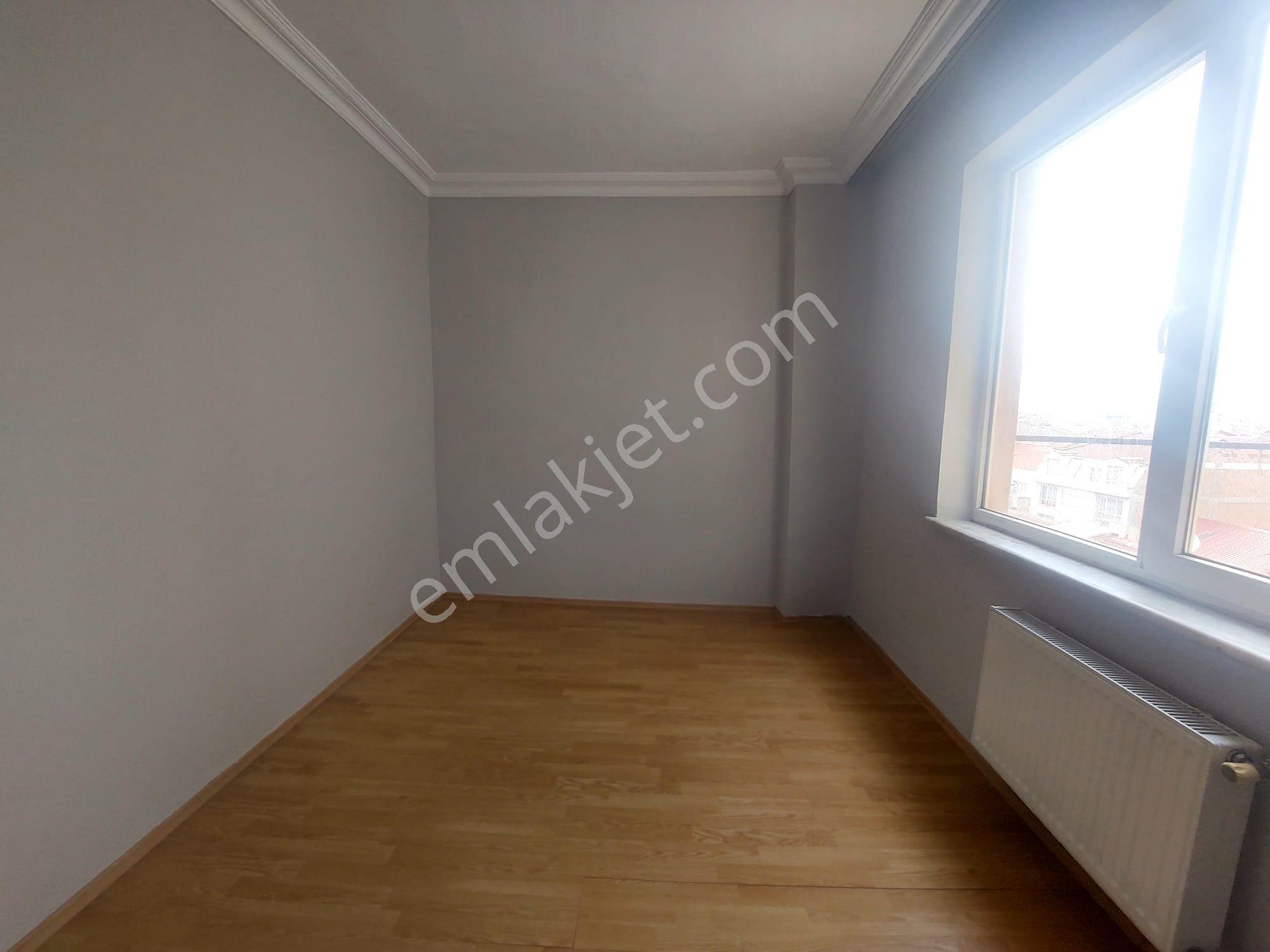 Recep Ümit'ten Gazi Yakup Satar Caddesi Üzerinde Büyük Park Karşısı Kiralık 3+1 Asansörlü Daire - Görsel 17