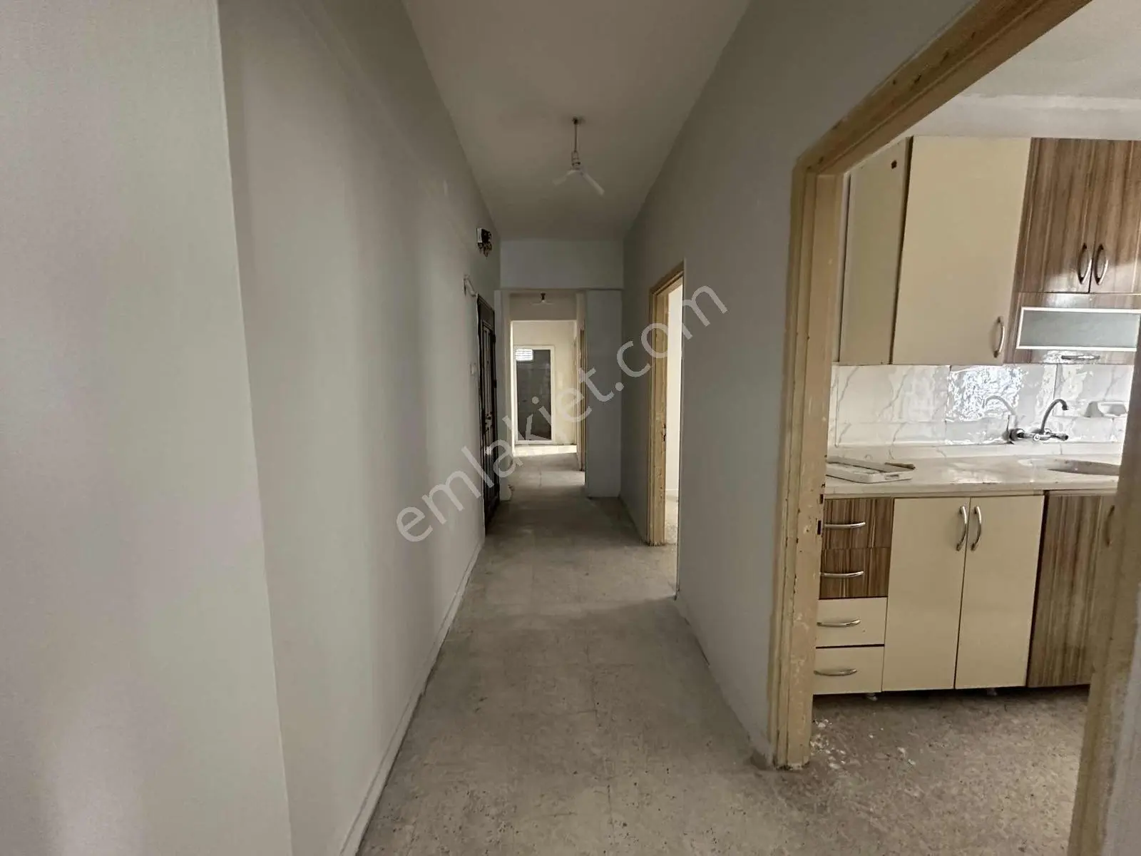 Fa'dan Mesudiye Mahallesinde Kiralık Geniş 3+1 Ferah Daire - Görsel 10