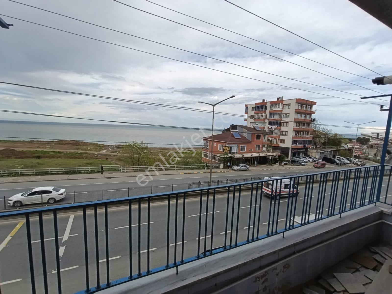 Akçaabat Yaylacık Ana Cadde Üzeri Deniz Manzaralı Kiralık Daire