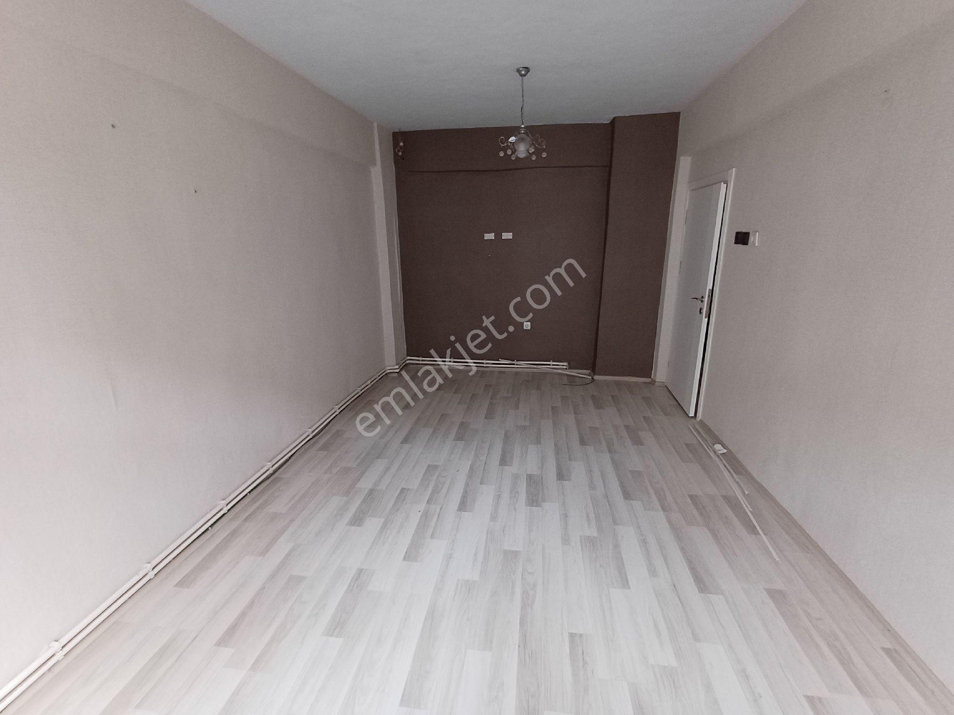 Unkapanı Mah. 2.kat 2+1 Boyalı - Görsel 19
