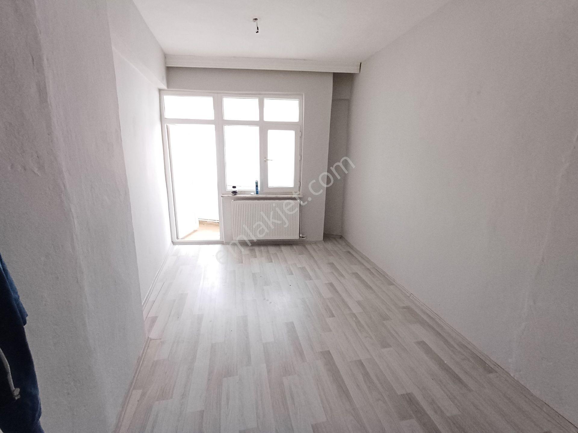 Unkapanı Mah. 2.kat 2+1 Boyalı - Görsel 28